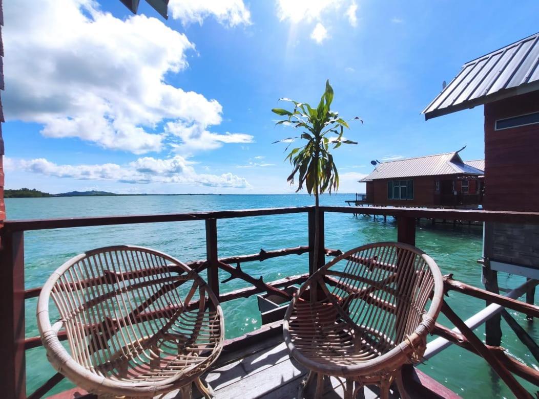 Parapat Water Village Resort Semporna Exterior foto